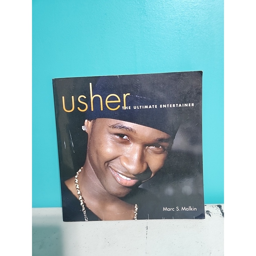 USHER THE ULTIMATE ENTERTAINER Marc S. Malkin SC 1998 1st Printing